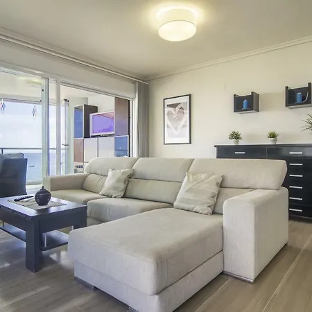 Villas Guzman - Apartamento Barlovento * Κάλπε